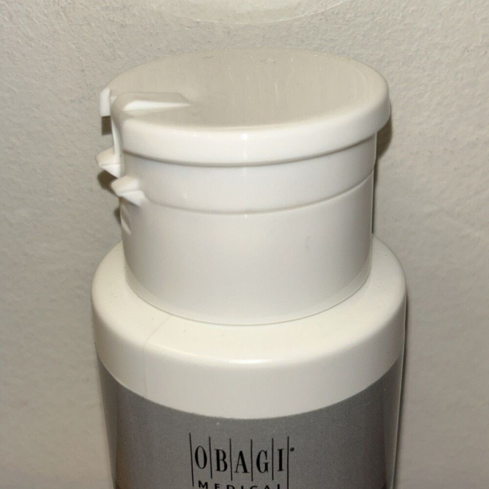 2x Obagi CLENZIderm M.D. Pore Therapy 5oz, Acne & Skin Treatment Exp. 12/2027 - Picture 3 of 10
